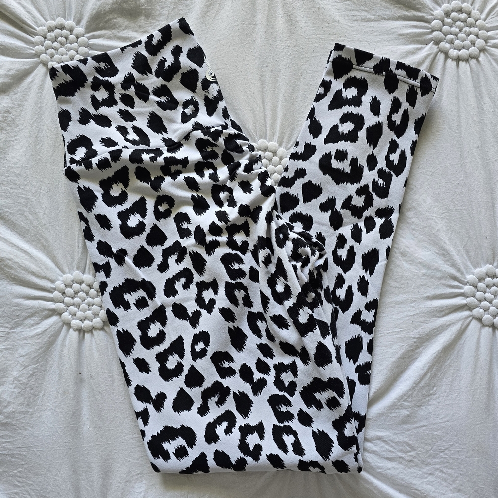 RYDERWEAR Leopard Black and White Leggings